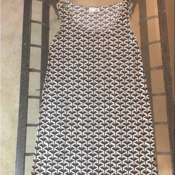 Lovely Black and White Max Studio Dress - Picture 8 of 12